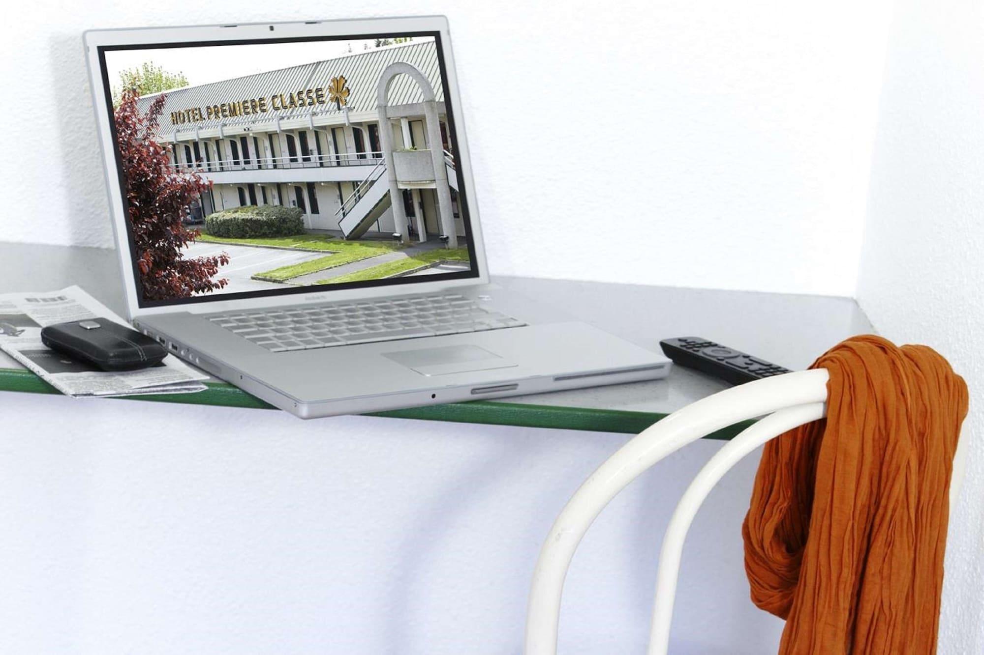 Premiere Classe Chantilly Sud Luzarches Chaumontel Exterior foto